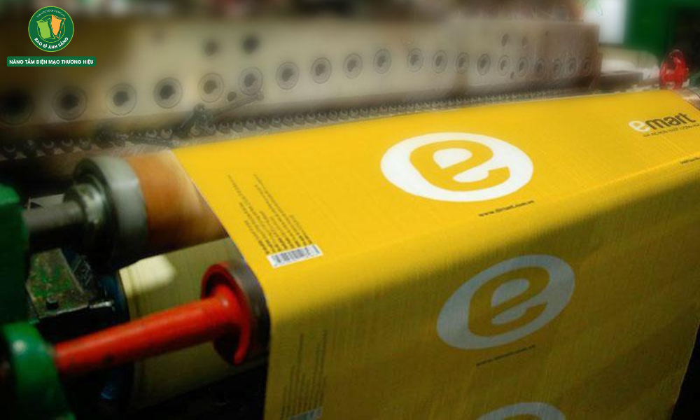 Quy Trình Sản Xuất Túi Vải PP Dệt Ánh Sáng | Nâng Tầm Diện Mạo Thương Hiệu 19 Chua co ten 1000 x 600 px 60 Bao Bì Ánh Sáng - Chuyên Gia Bao Bì PP Dệt