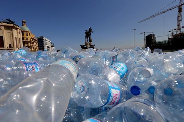 Rác thải nhựa từ các vật dụng nhựa sử dụng một lần. (Nguồn: AFP/TTXVN) - ngành dầu mỏ