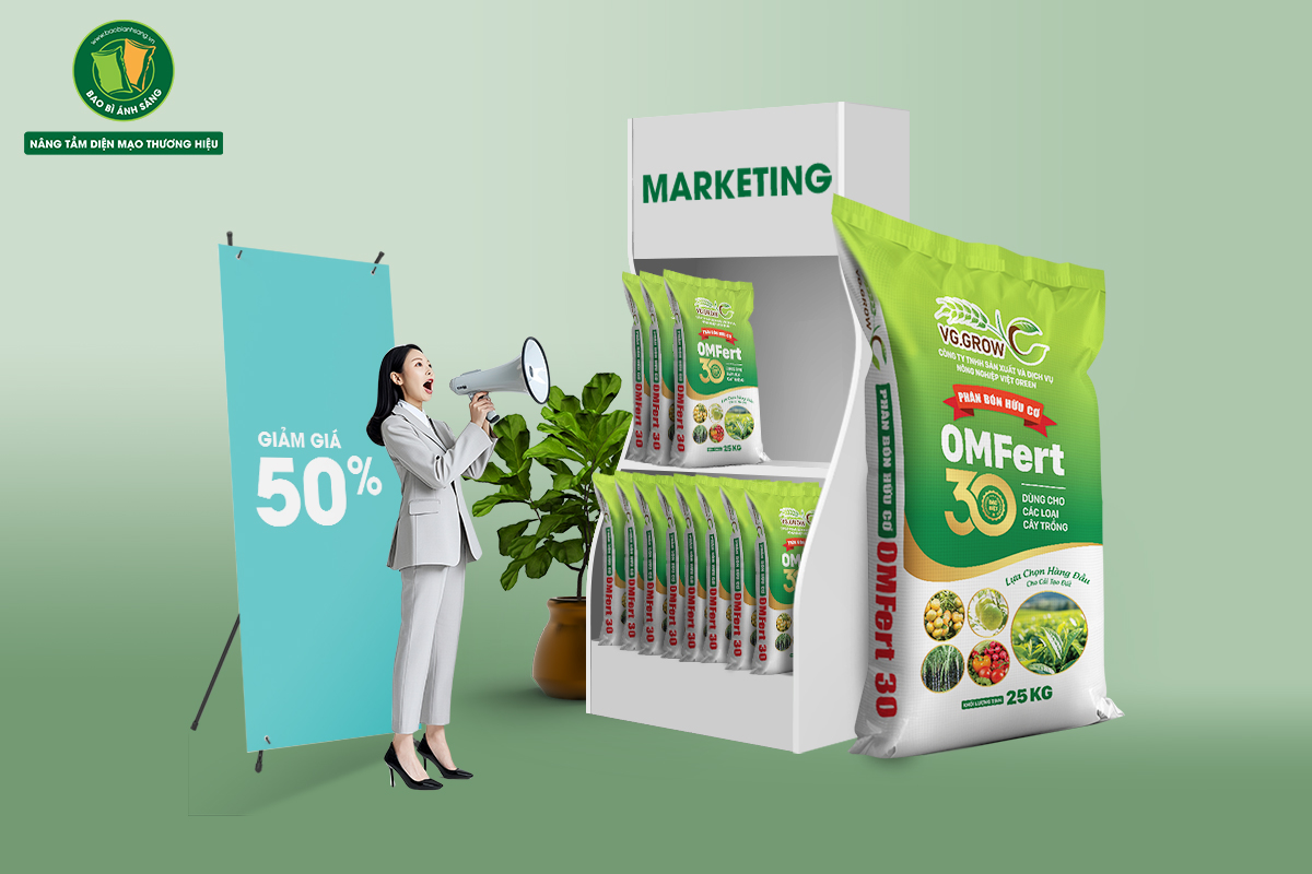 Marketing là quá trình mà những cá nhân hoặc tập thể tìm kiếm được những gì họ cần và muốn, thông qua việc tạo ra và trao đổi tự do các sản phẩm và dịch vụ với nhau